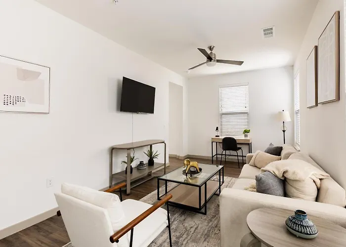 Landing Modern 1bd Yoga Gym Fort Worth