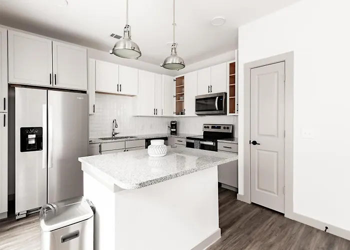 Apartment Landing Modern 1bd Yoga Gym