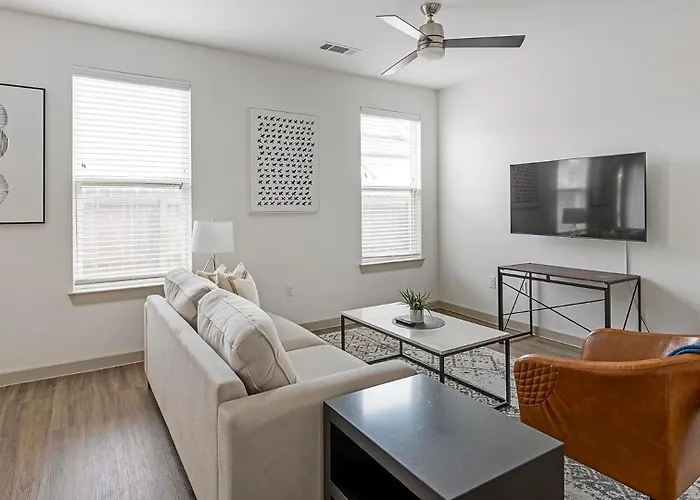 Landing Modern 1bd Yoga Gym *