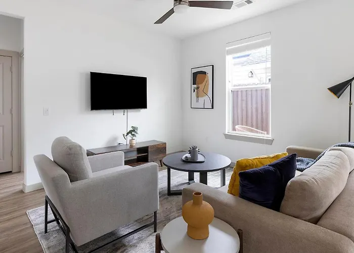 Apartment Landing Modern 1bd Yoga Gym Fort Worth