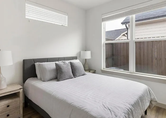 Apartment Landing Modern 1bd Yoga Gym