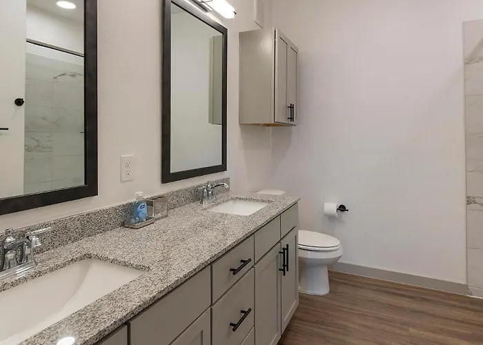 Apartment Landing Modern 1bd Yoga Gym *