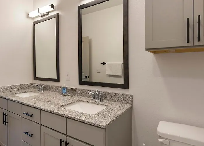 Apartment Landing Modern 1bd Yoga Gym